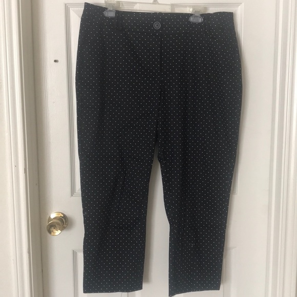 Lane Bryant black polkadotted cropped pants - Picture 1 of 7